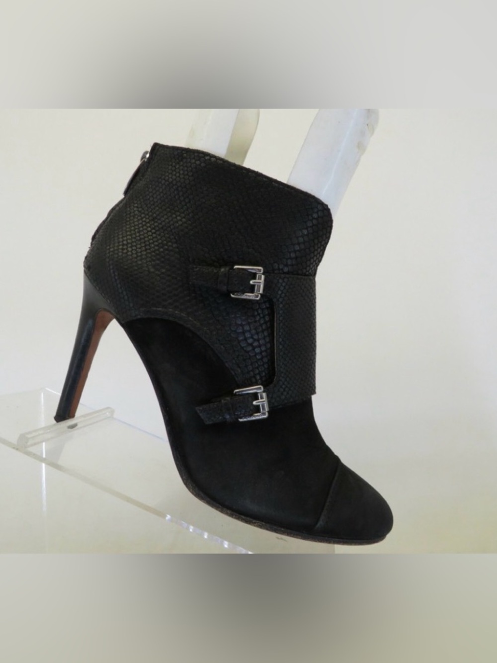 COACH TINA BLACK BUCKLE BOOTIE SIZE 7.5
